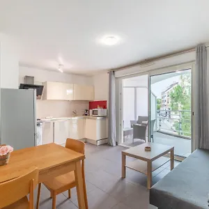 Le Printemps, Centre Juan Les Pins , 100m Des Plages, 70m De La Gare De Juan Les Pins Appartement Antibes